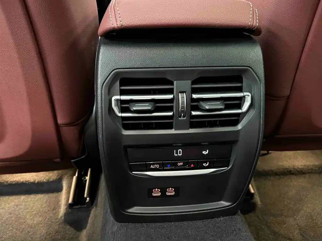 BMW 3 Series — миниатюра 21
