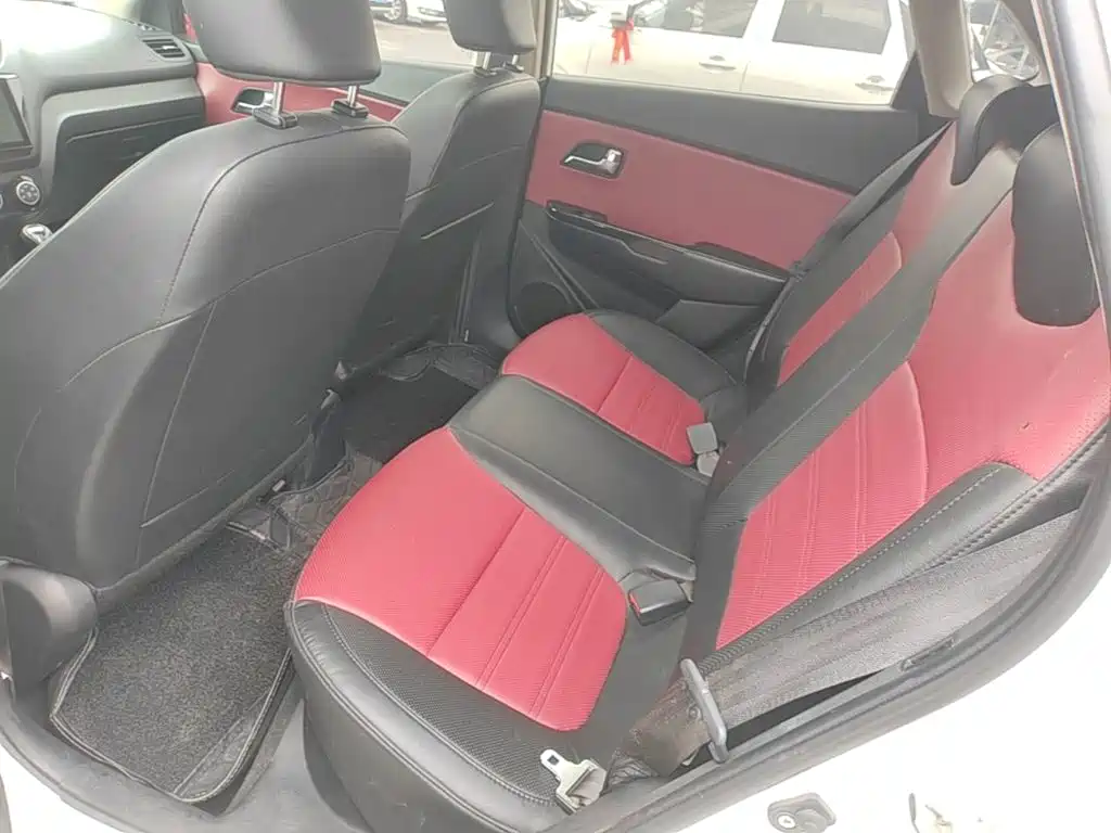 Kia K2 — миниатюра 17