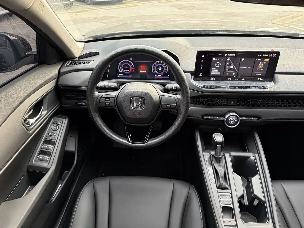 Honda Accord — миниатюра 12
