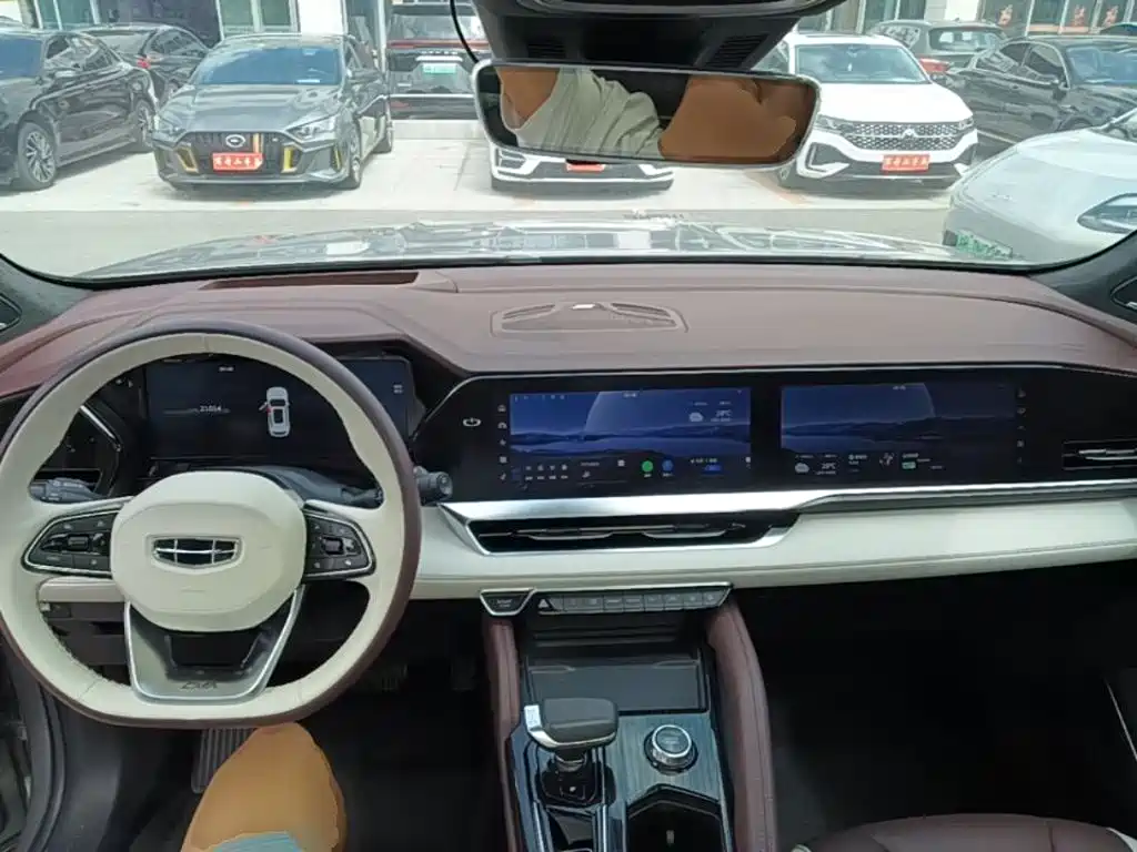 Geely Xingyue L — миниатюра 10