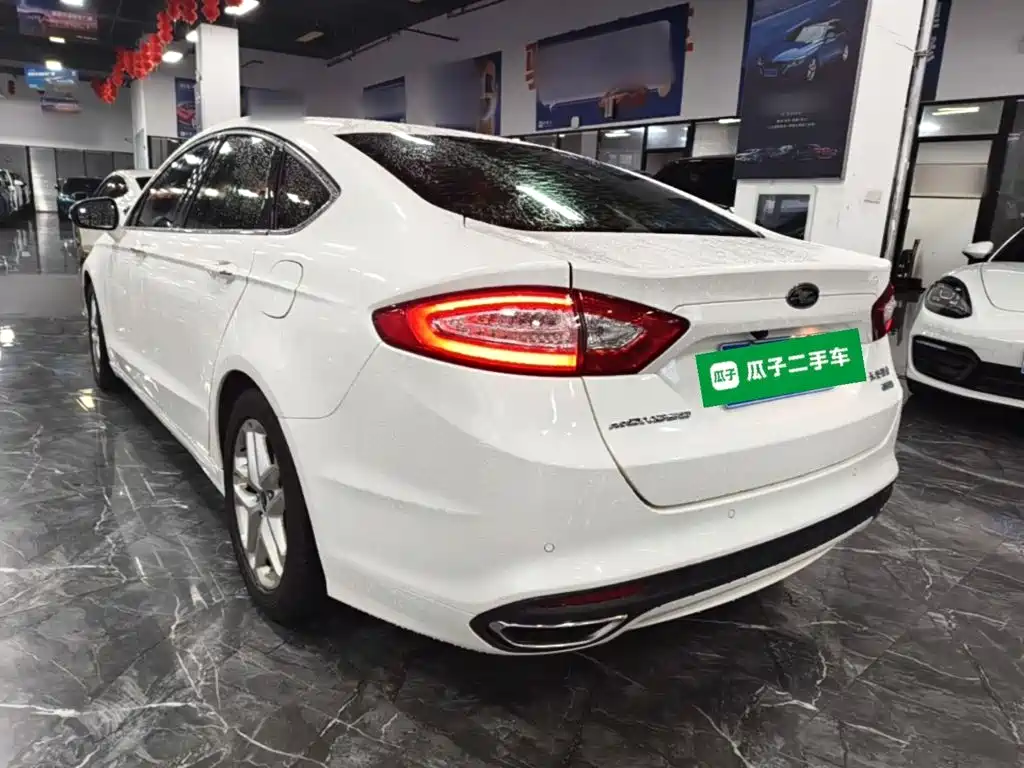 Ford Mondeo — миниатюра 5