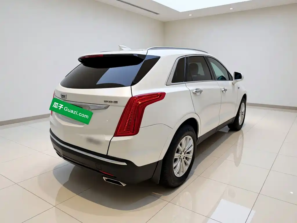 Cadillac XT5 — миниатюра 6