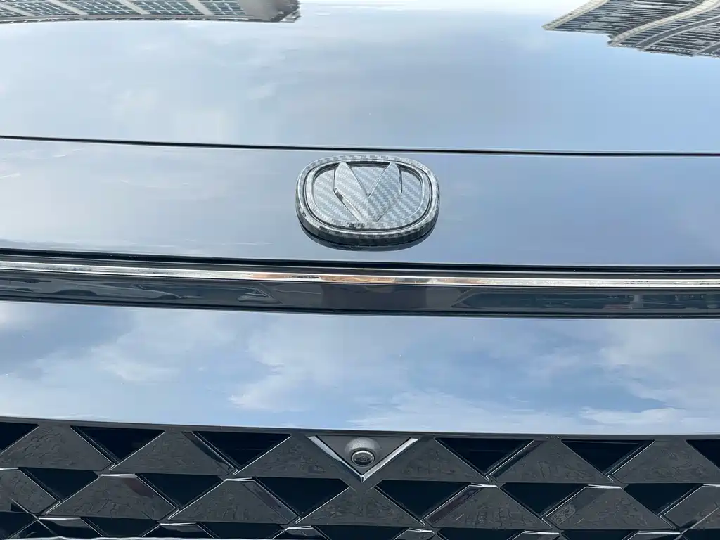Changan UNI-V 2024 1.5T Luxury Sport