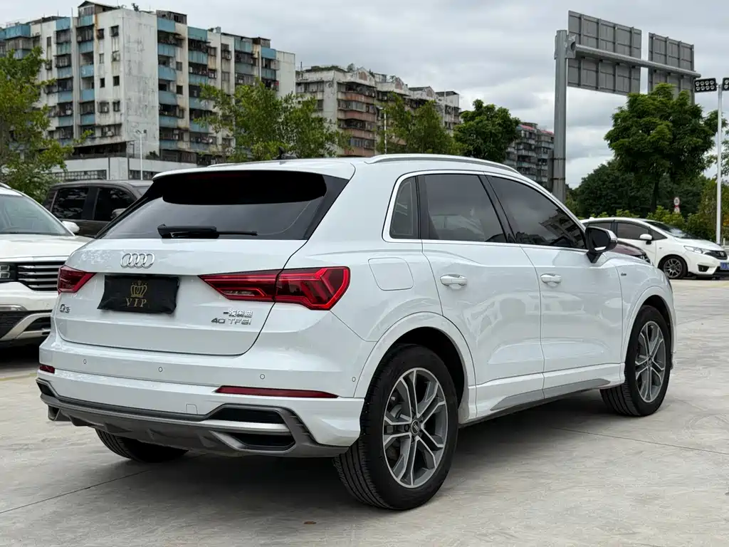 Audi Q3 — миниатюра 6