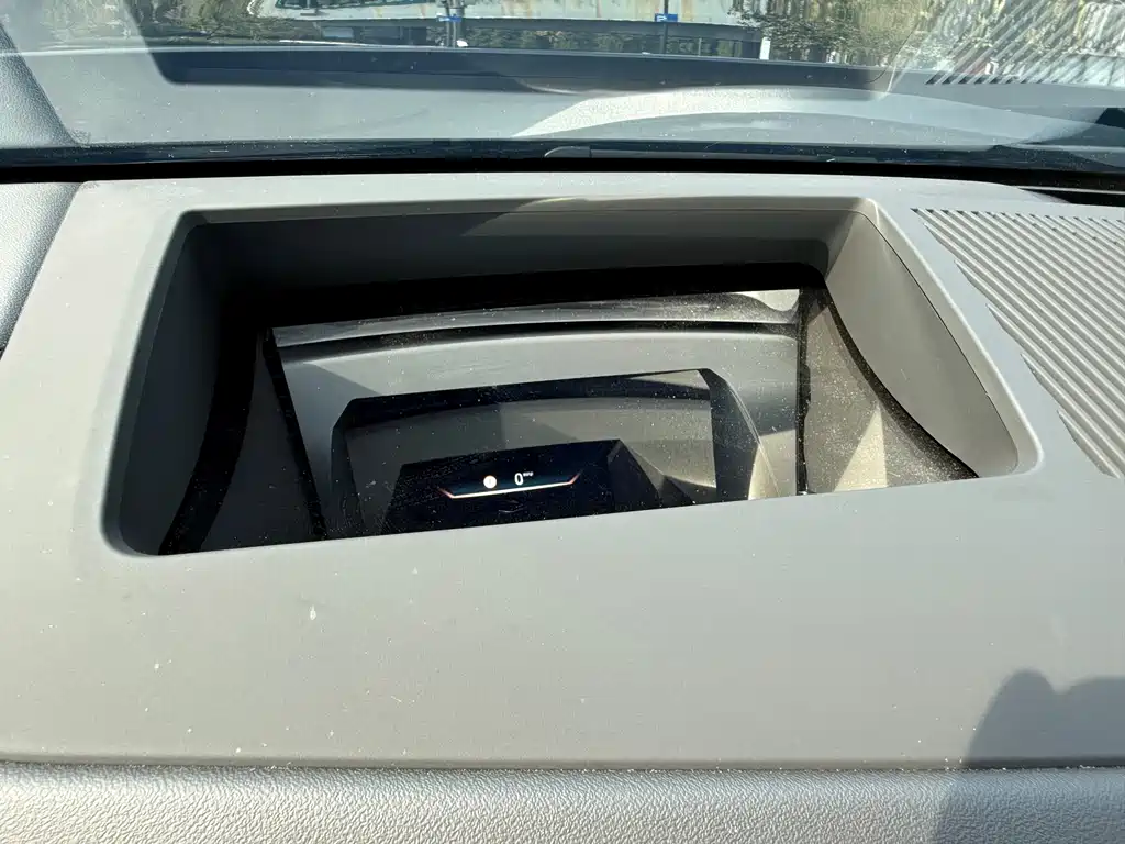 BMW 5 Series — миниатюра 17