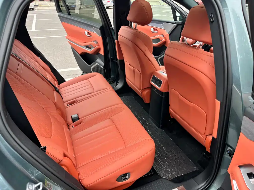 BYD Tang L — миниатюра 16