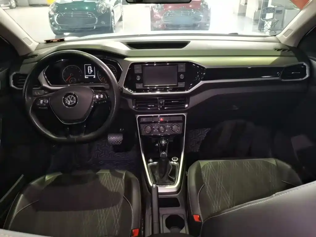 Volkswagen T-Cross — миниатюра 10