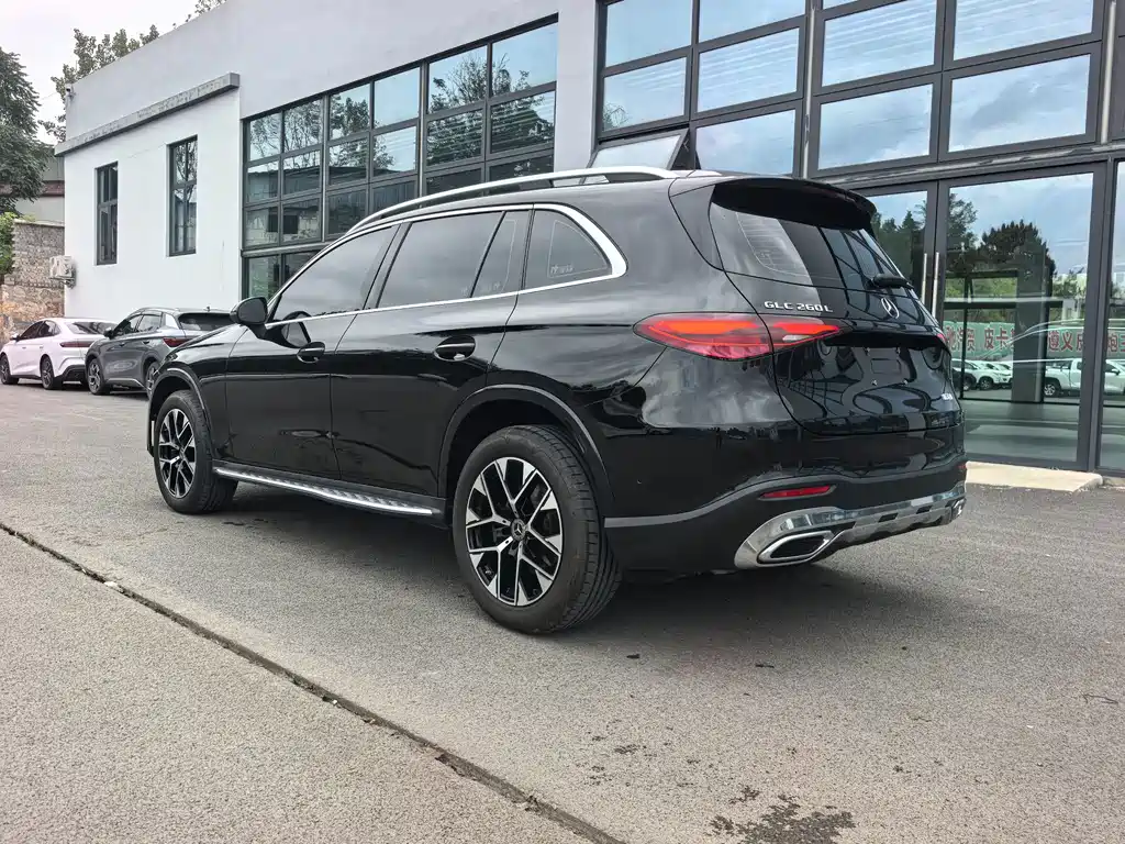 Mercedes-Benz GLC — миниатюра 10
