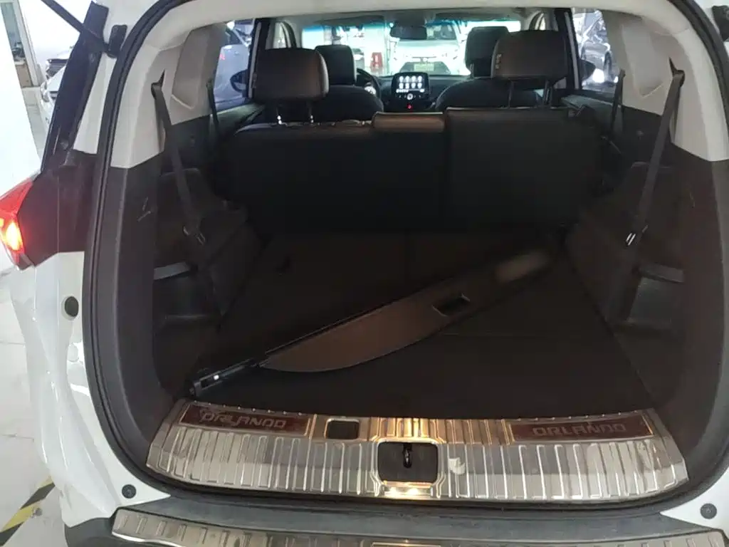 Chevrolet Volando — миниатюра 19