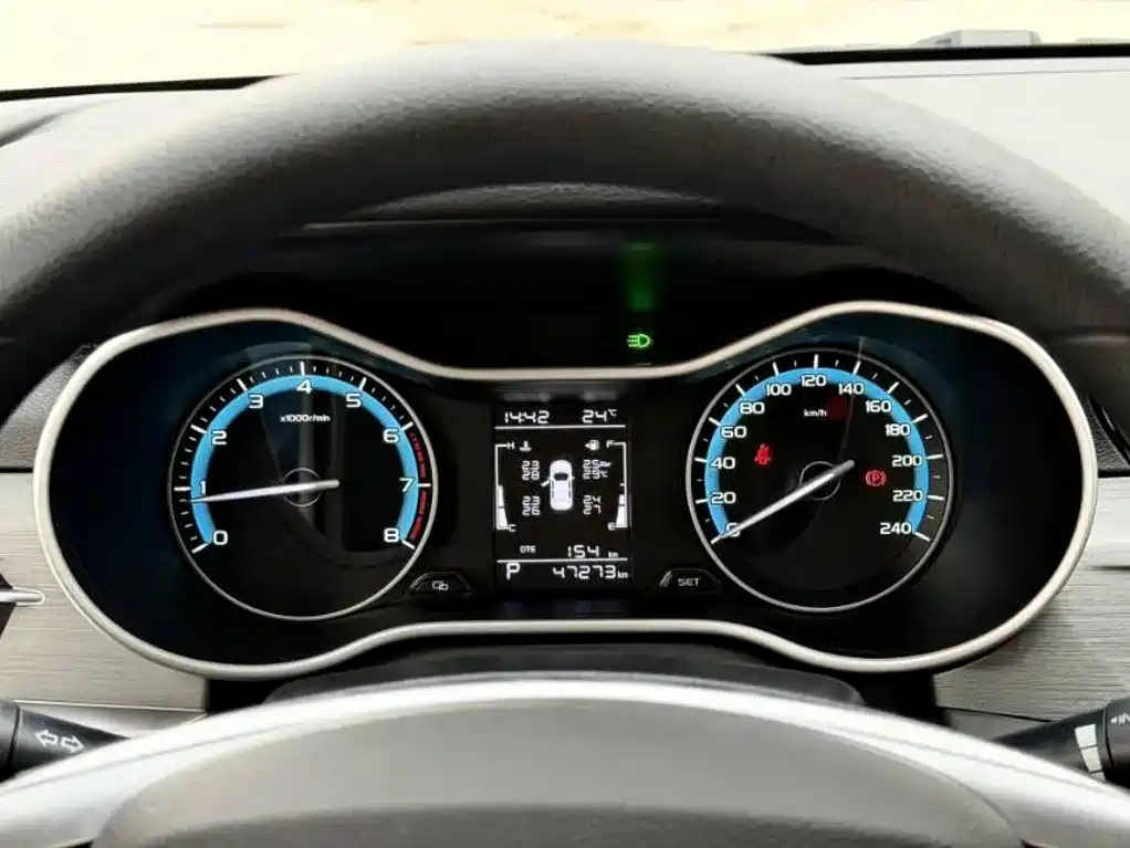 Geely Emgrand — миниатюра 9