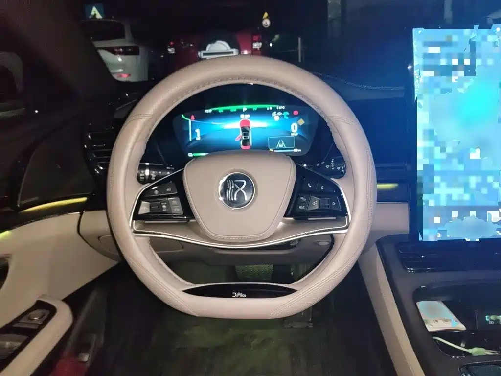 BYD Han — миниатюра 11