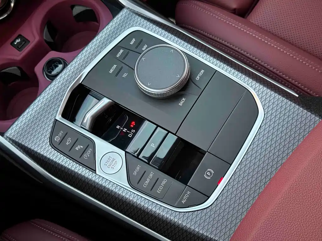 BMW 3 Series — миниатюра 8