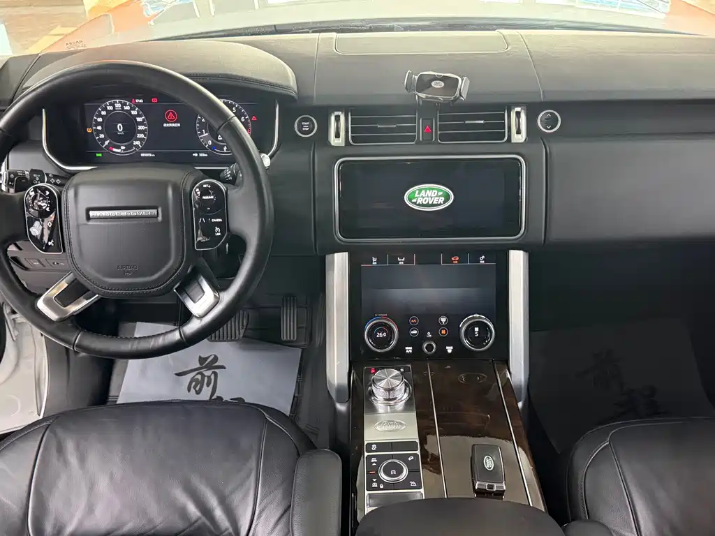Land Rover Range Rover — миниатюра 9