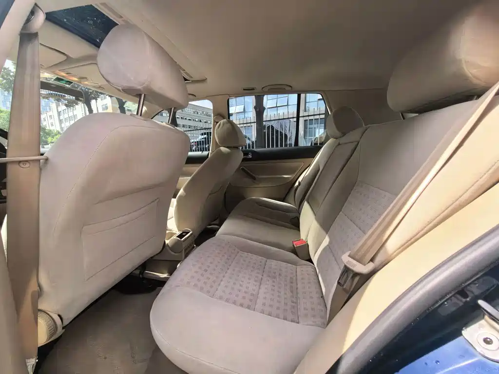 Volkswagen Golf — миниатюра 6