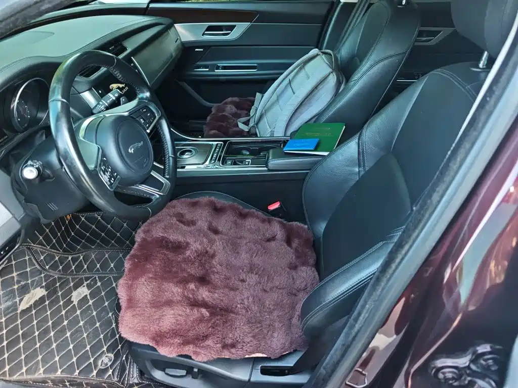 Jaguar XFL — миниатюра 8