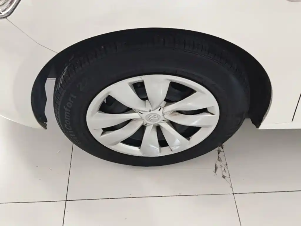 Citroen Elysee — миниатюра 23