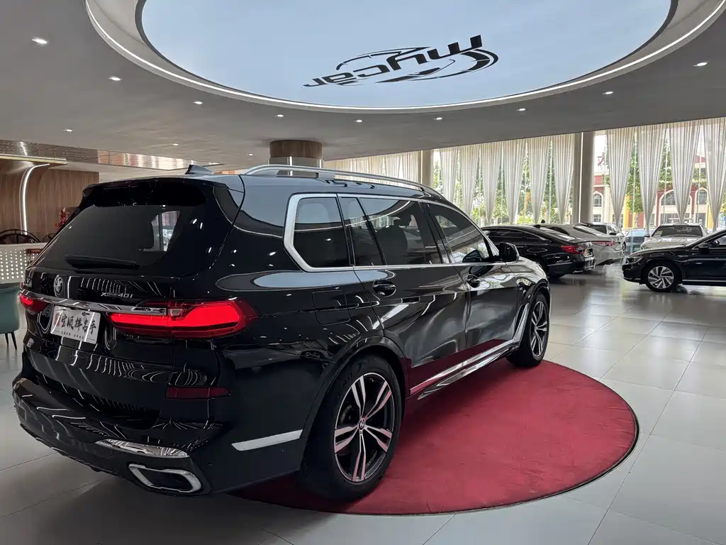 BMW X7 — миниатюра 5