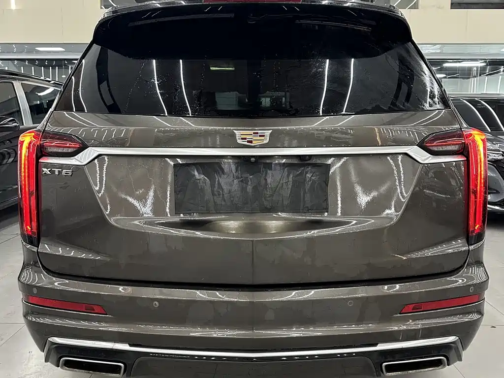Cadillac XT6 — миниатюра 7