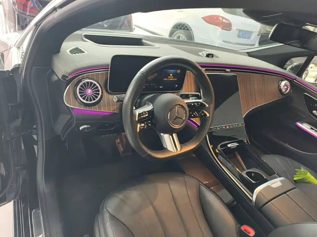 Mercedes-Benz EQE — миниатюра 10