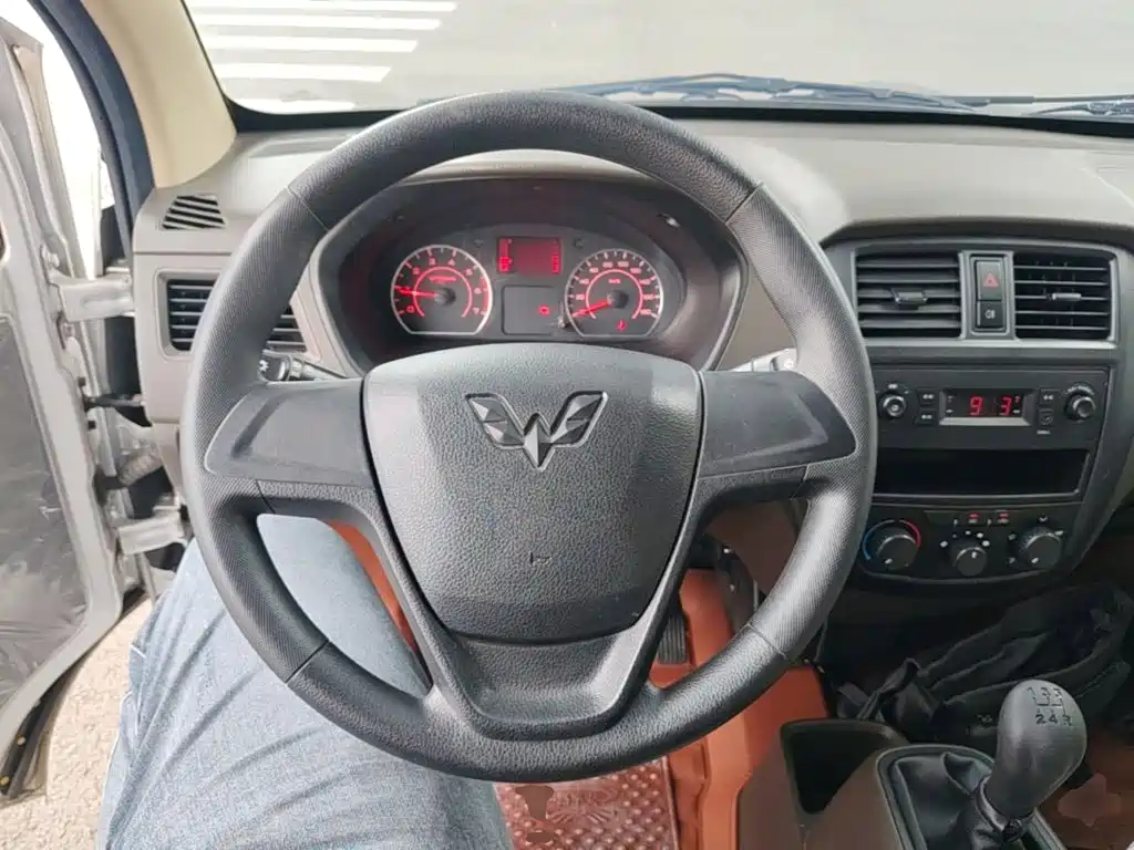 Wuling Rongguang S — миниатюра 11