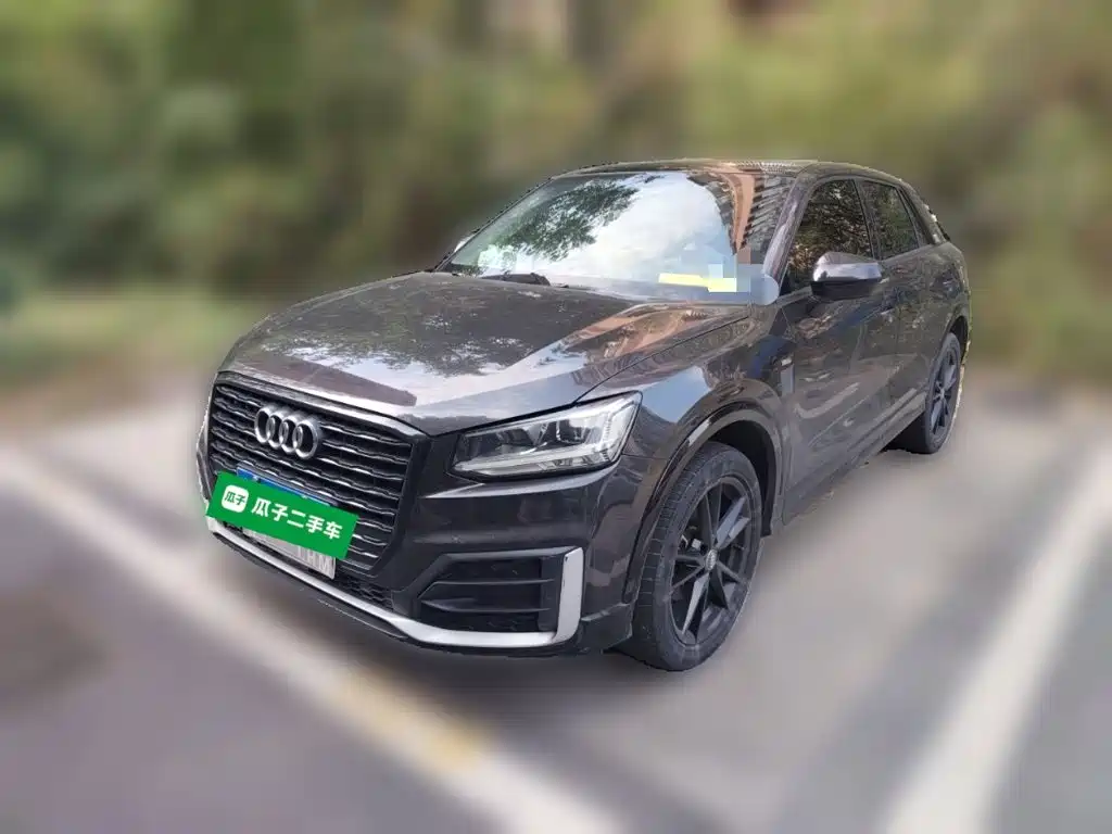 Audi Q2L — миниатюра 2