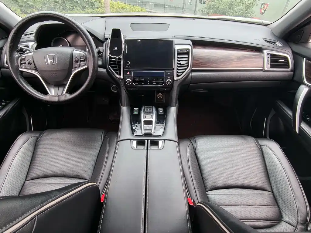 Honda UR-V — миниатюра 10
