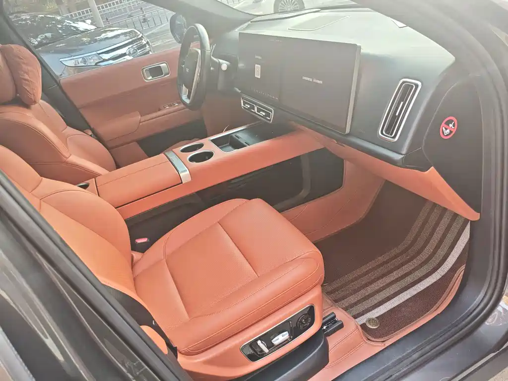 Li Auto Li L8 — миниатюра 7