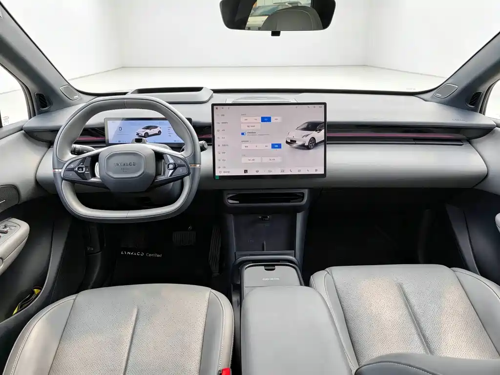 Lynk & Co 20 — миниатюра 7