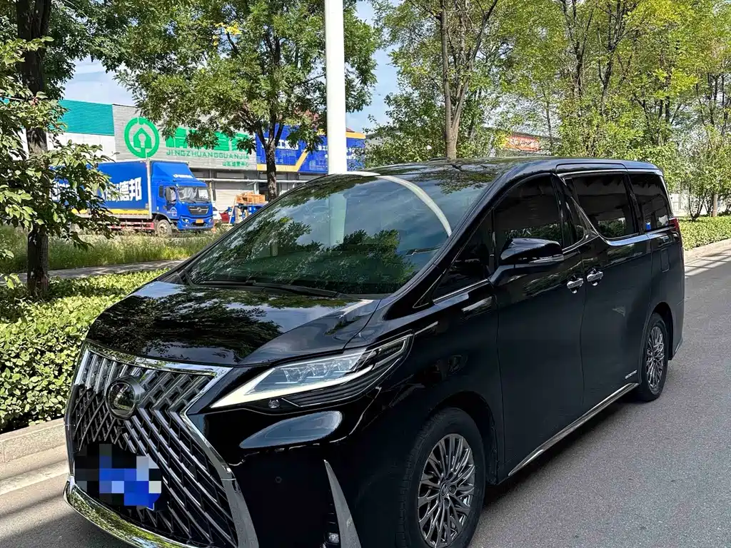 Lexus LM — миниатюра 2