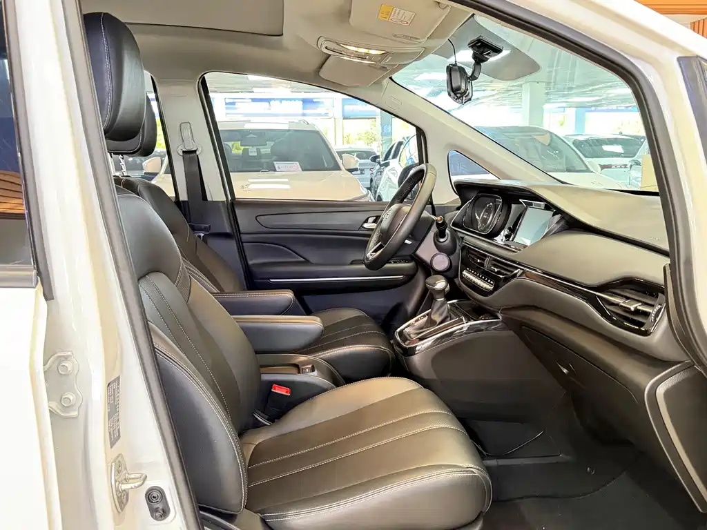 GAC Motor Trumpchi M6 — миниатюра 13