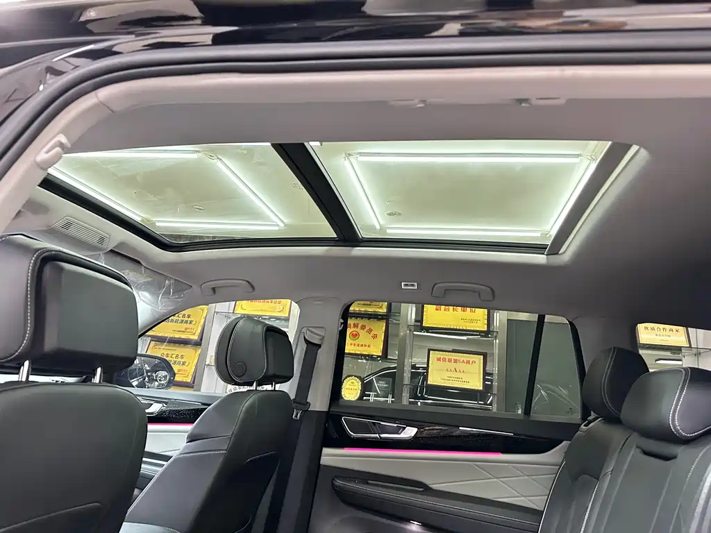 Volkswagen Teramont — миниатюра 9