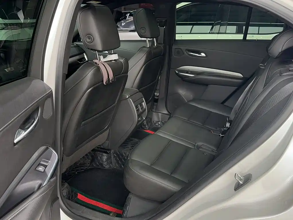 Cadillac XT4 — миниатюра 15