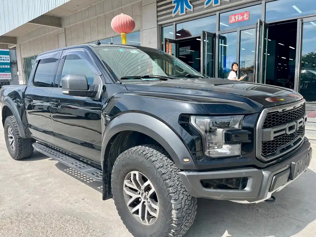 Ford F-150 Raptor — миниатюра 3