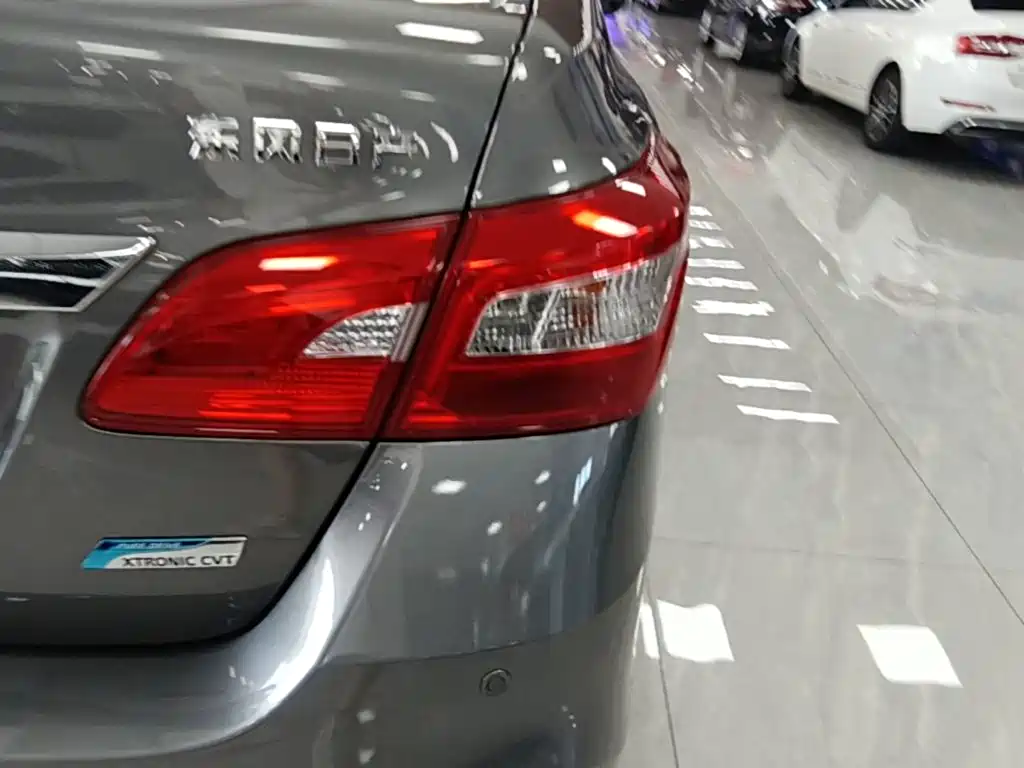 Nissan Sylphy — миниатюра 8