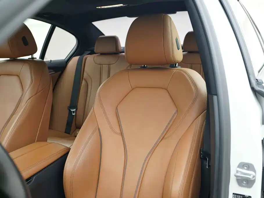 BMW 5 Series (Import) — миниатюра 13