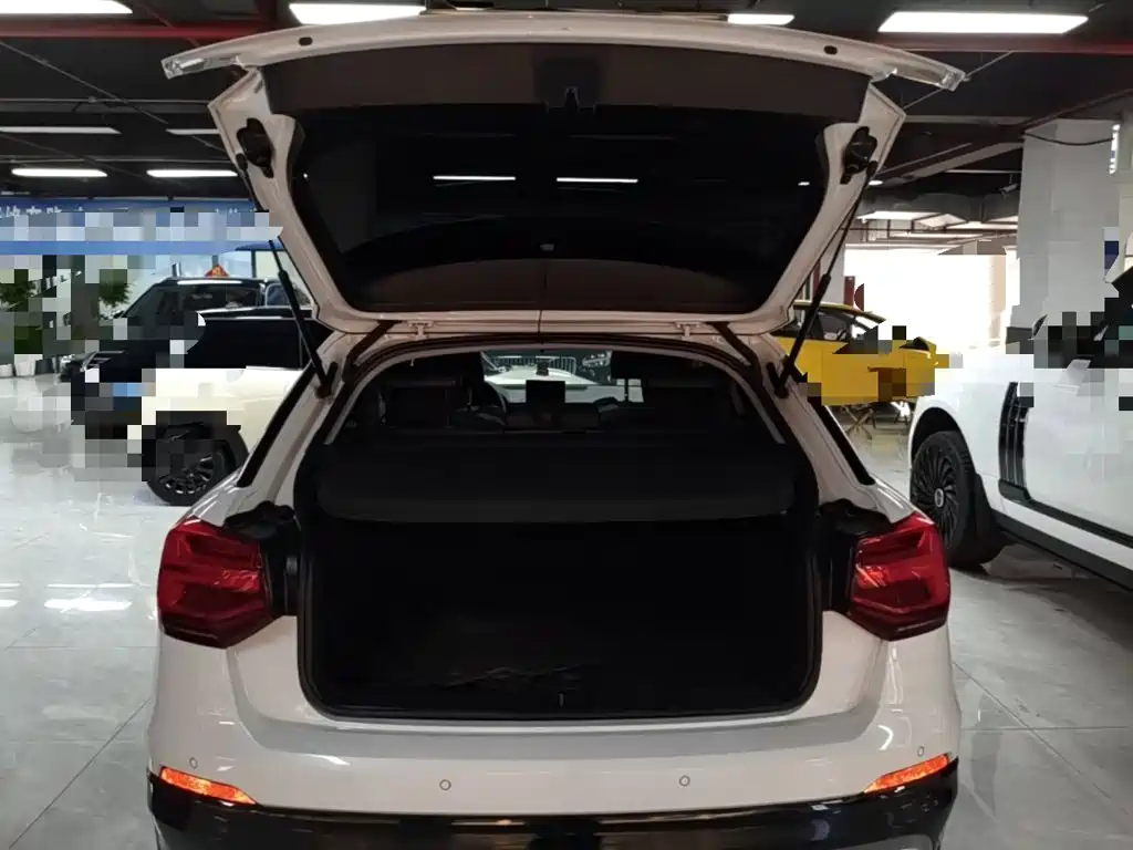 Audi Q2L — миниатюра 19