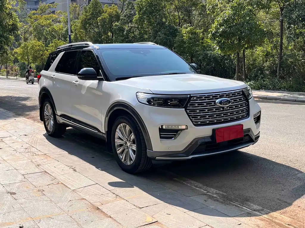 Ford Explorer — миниатюра 3