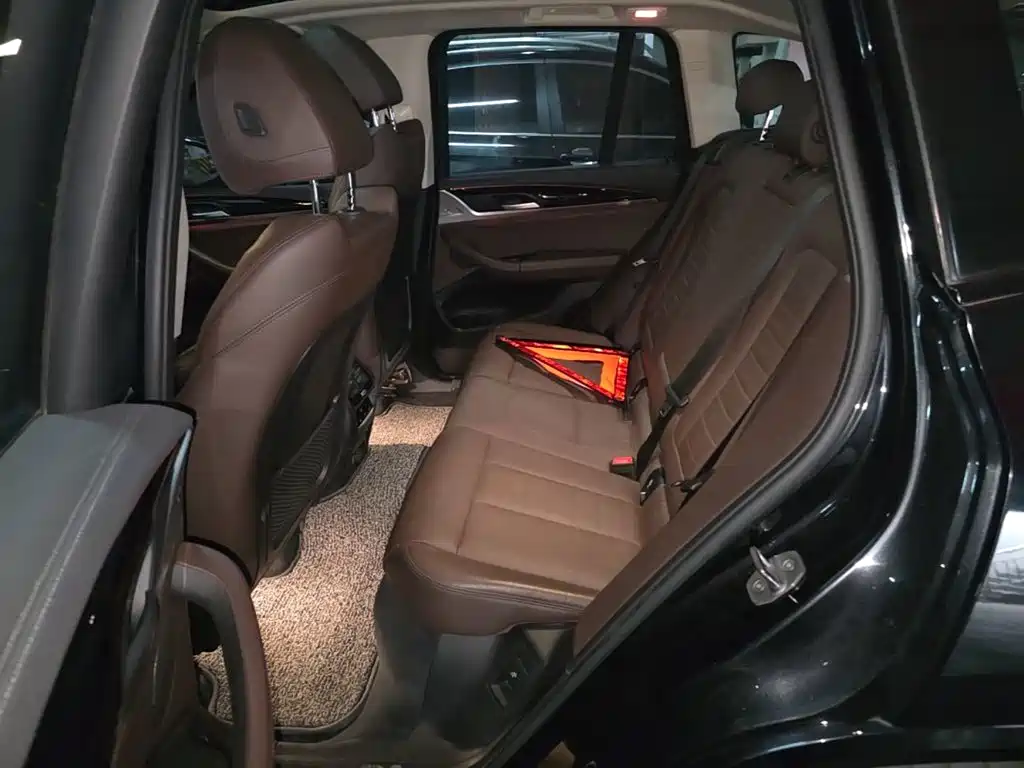 BMW X3 — миниатюра 22