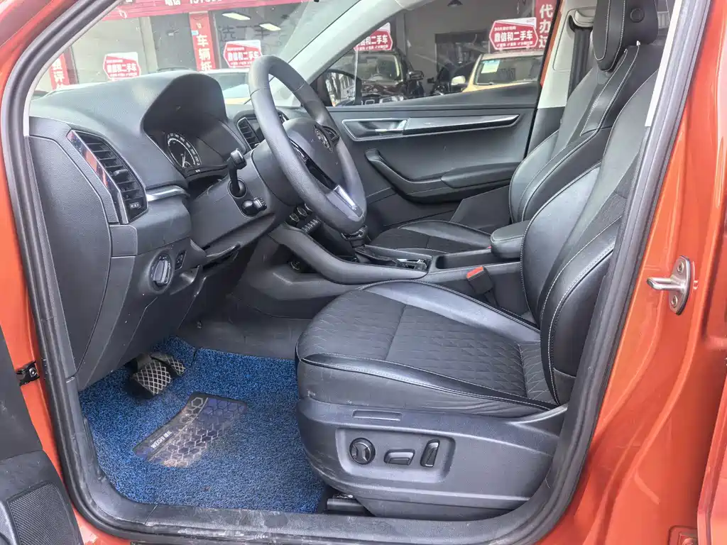 Skoda Karoq — миниатюра 4