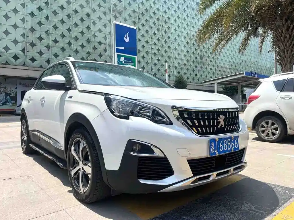 Peugeot 4008 — миниатюра 3