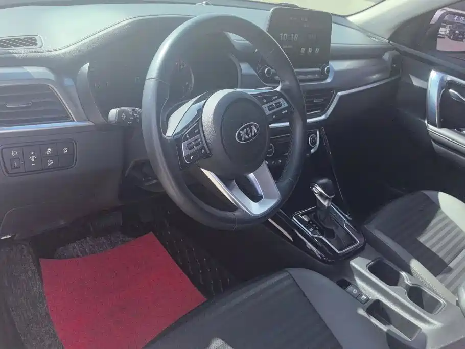 Kia Sportage — миниатюра 12