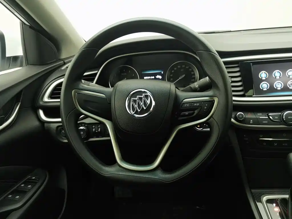 Buick Excelle — миниатюра 11