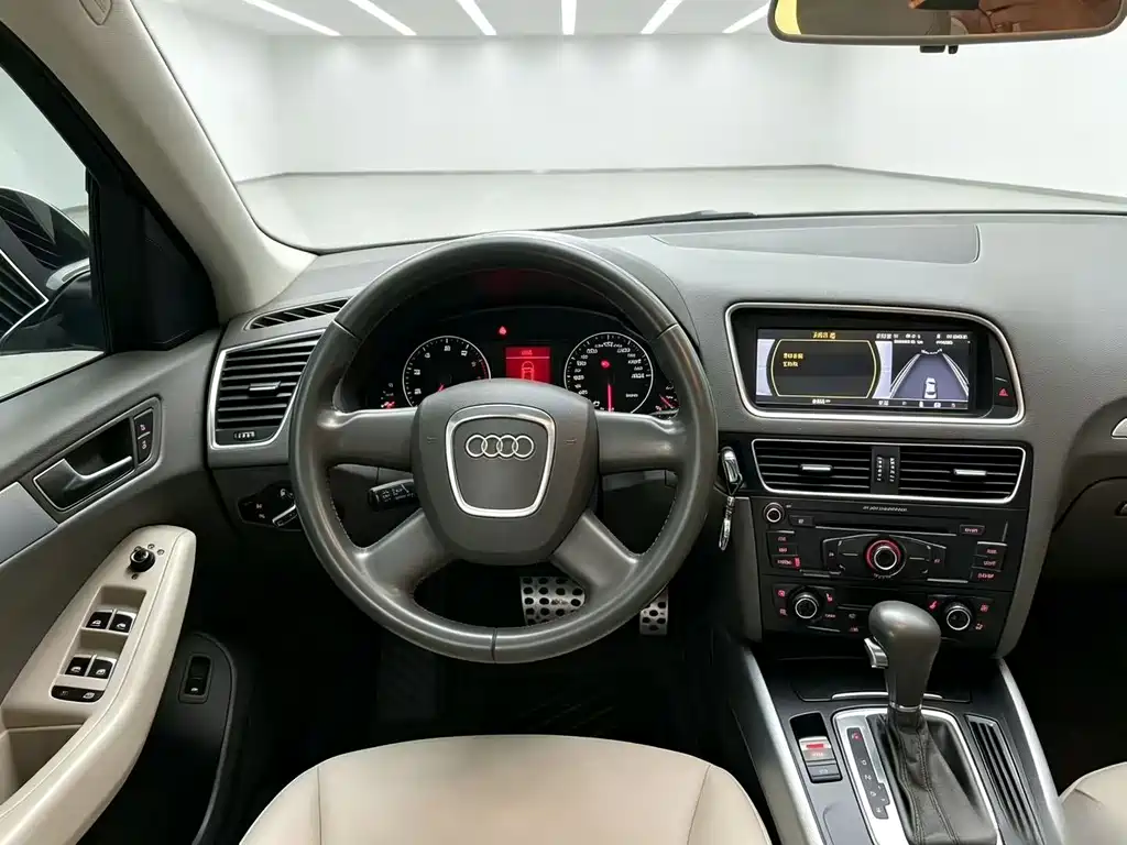 Audi Q5 — миниатюра 7