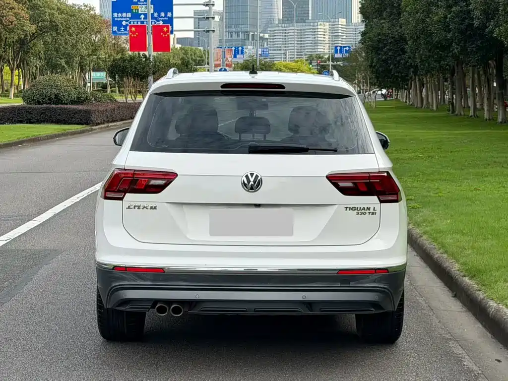 Volkswagen Tiguan L — миниатюра 8