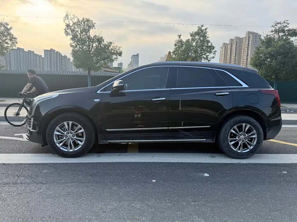 Cadillac XT5 — миниатюра 4