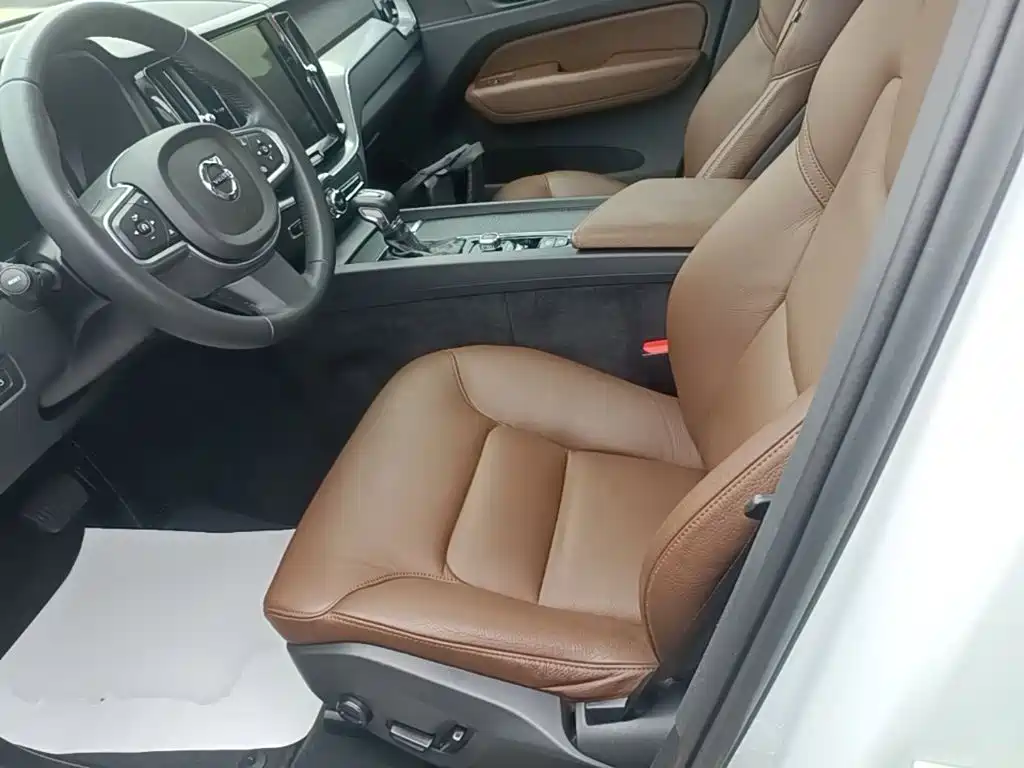 Volvo XC60 — миниатюра 15