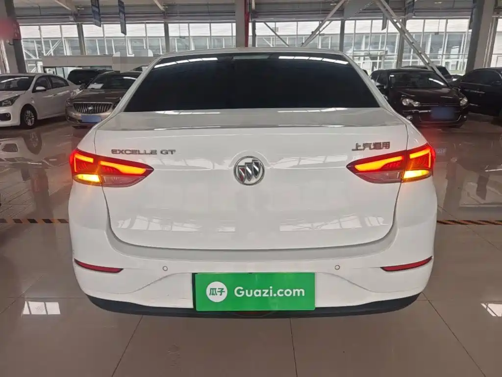 Buick Excelle — миниатюра 6