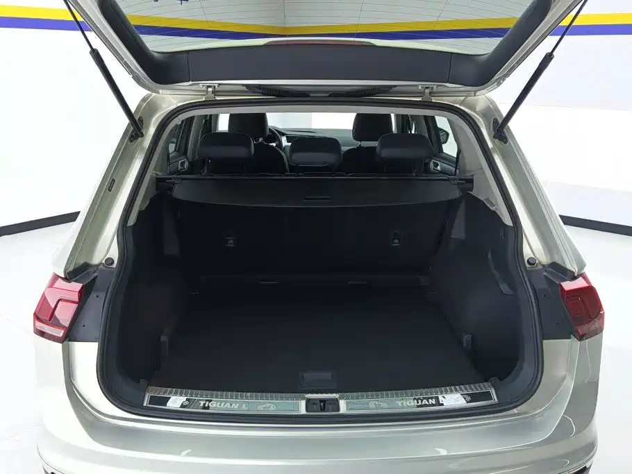 Volkswagen Tiguan L — миниатюра 4