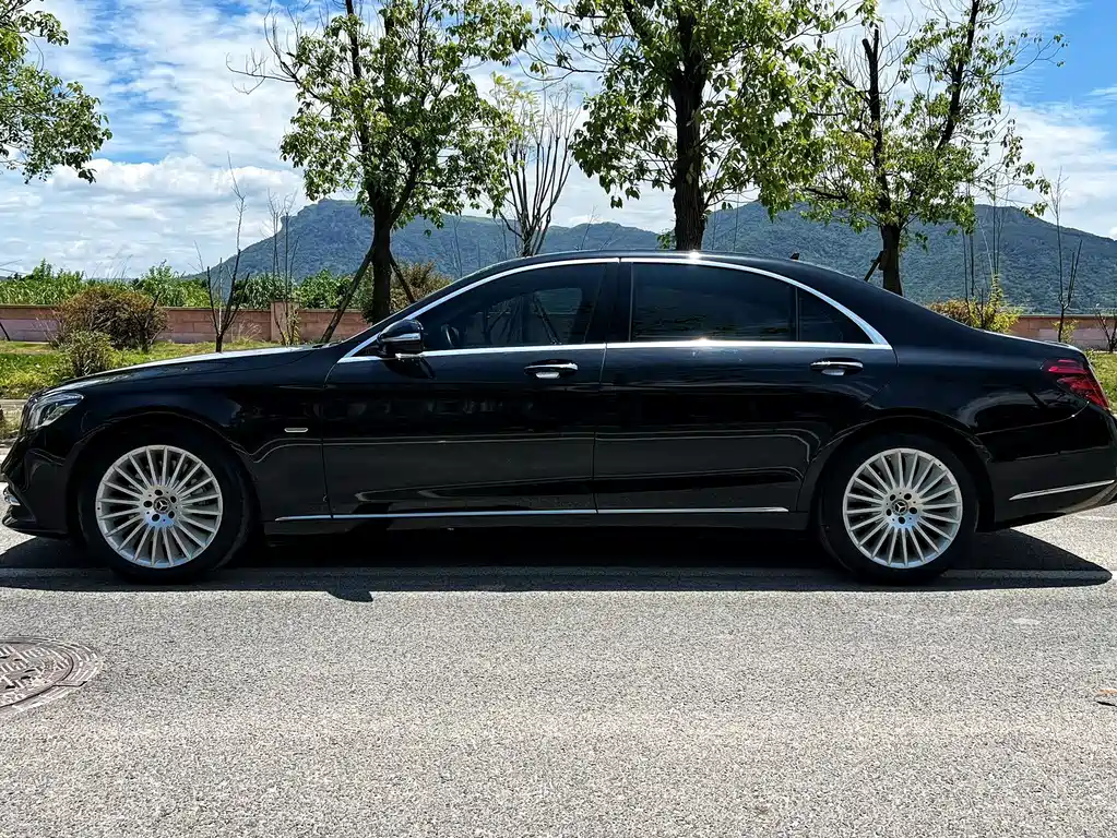 Mercedes-Benz S-Class — миниатюра 3