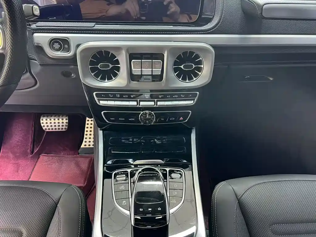 Mercedes-Benz G-Class — миниатюра 8